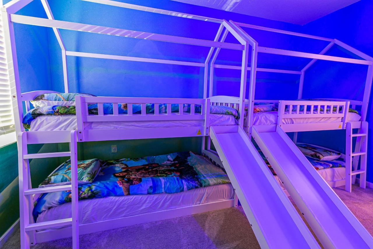 Luxury 12 Bedrooms Pool House 10 Min To Disney4630 키시미 외부 사진