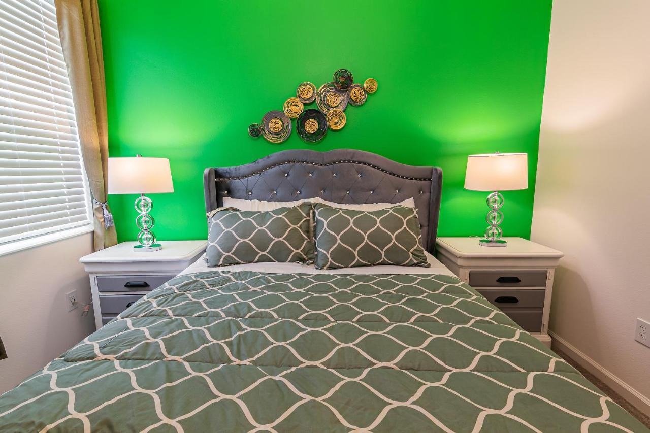 Luxury 12 Bedrooms Pool House 10 Min To Disney4630 키시미 외부 사진